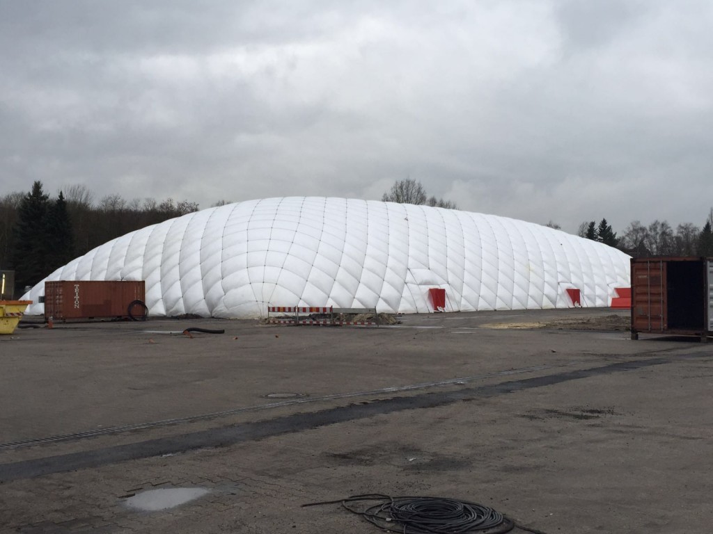 Hala Pneumatyczna InterHall dla uchodźców w Dortmundzie, InterHall Sp. z o.o. - Budowa hal sportowych IMG_3262