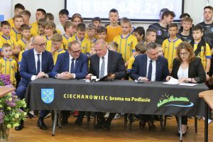 PRZEBUDOWA STADIONU MIEJSKIEGO W CIECHANOWCU, InterHall Sp. z o.o. - Budowa hal sportowych