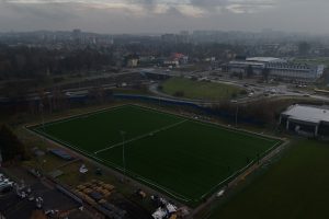 Podpisanie umowy na budowę hali pneumatycznej na obiekcie „Kresy” w Chorzowie